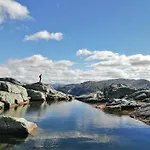 Reinunga Eco Hytta - Mountain Near Accessible Only By Train Or Bike ミュルダール