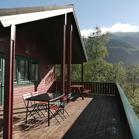 Reinunga Eco Hytta - Mountain Near Accessible Only By Train Or Bike Lodge *
