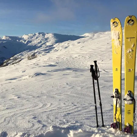 Lodge Reinunga Eco Hytta - Mountain Near Accessible Only By Train Or Bike Myrdal