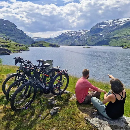 Reinunga Eco Hytta - Mountain Near Accessible Only By Train Or Bike Lodge