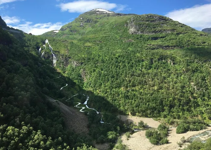 Orman Evi Reinunga Eco Hytta - Mountain Near Accessible Only By Train Or Bike