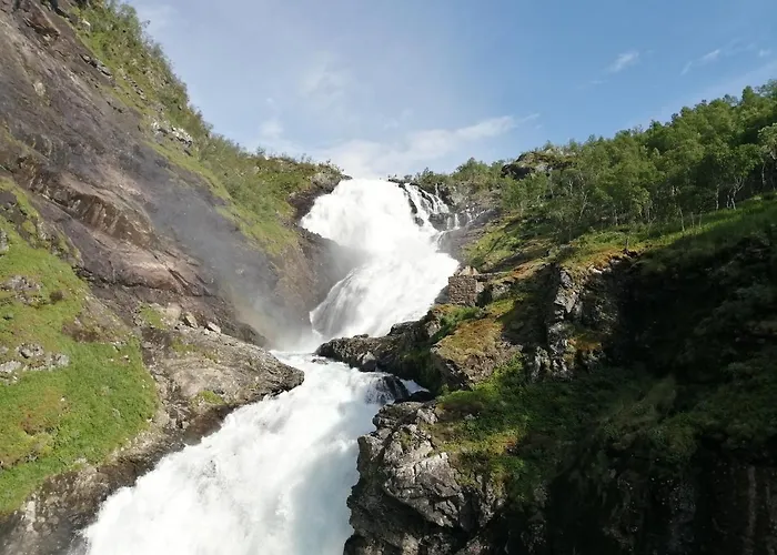 Reinunga Eco Hytta - Mountain Near Accessible Only By Train Or Bike Lodge *