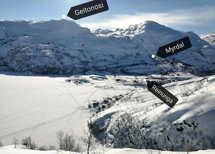 Chata Reinunga Eco Hytta - Mountain Near Accessible Only By Train Or Bike