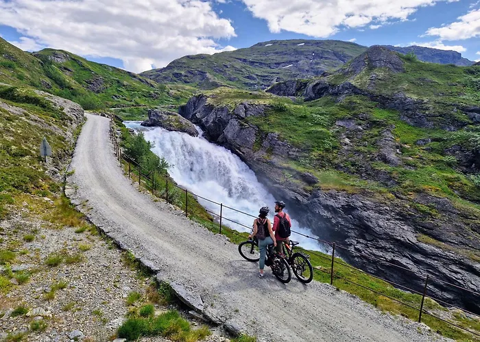 Reinunga Eco Hytta - Mountain Near Accessible Only By Train Or Bike Lodge